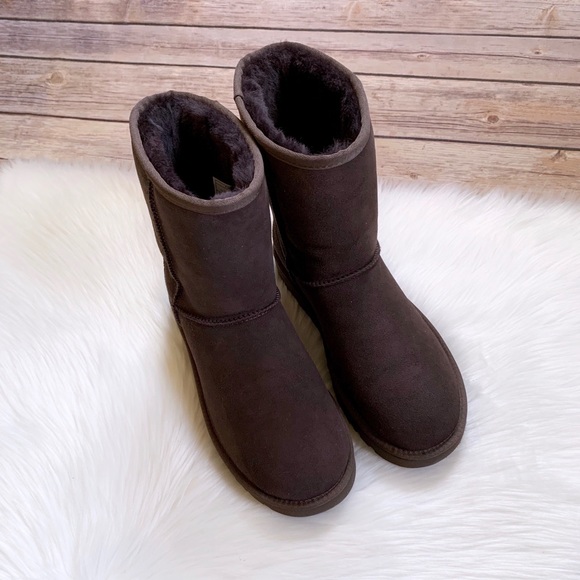 UGG Chocolate Classic Short II Boots - Picture 5 of 7